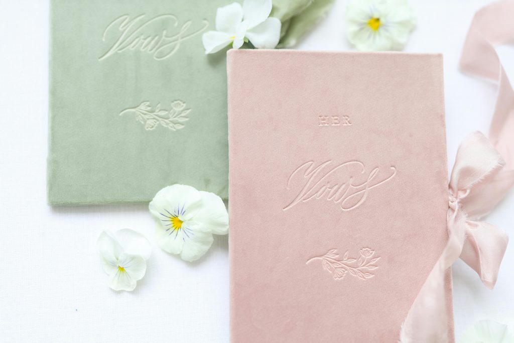 what to write in an audio guest book